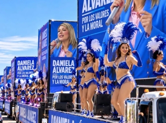 Candidata Maruchan Presenta Gabinete
